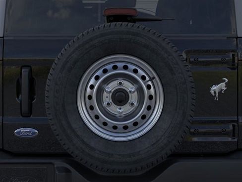 New 2025 Ford Bronco Base image 49