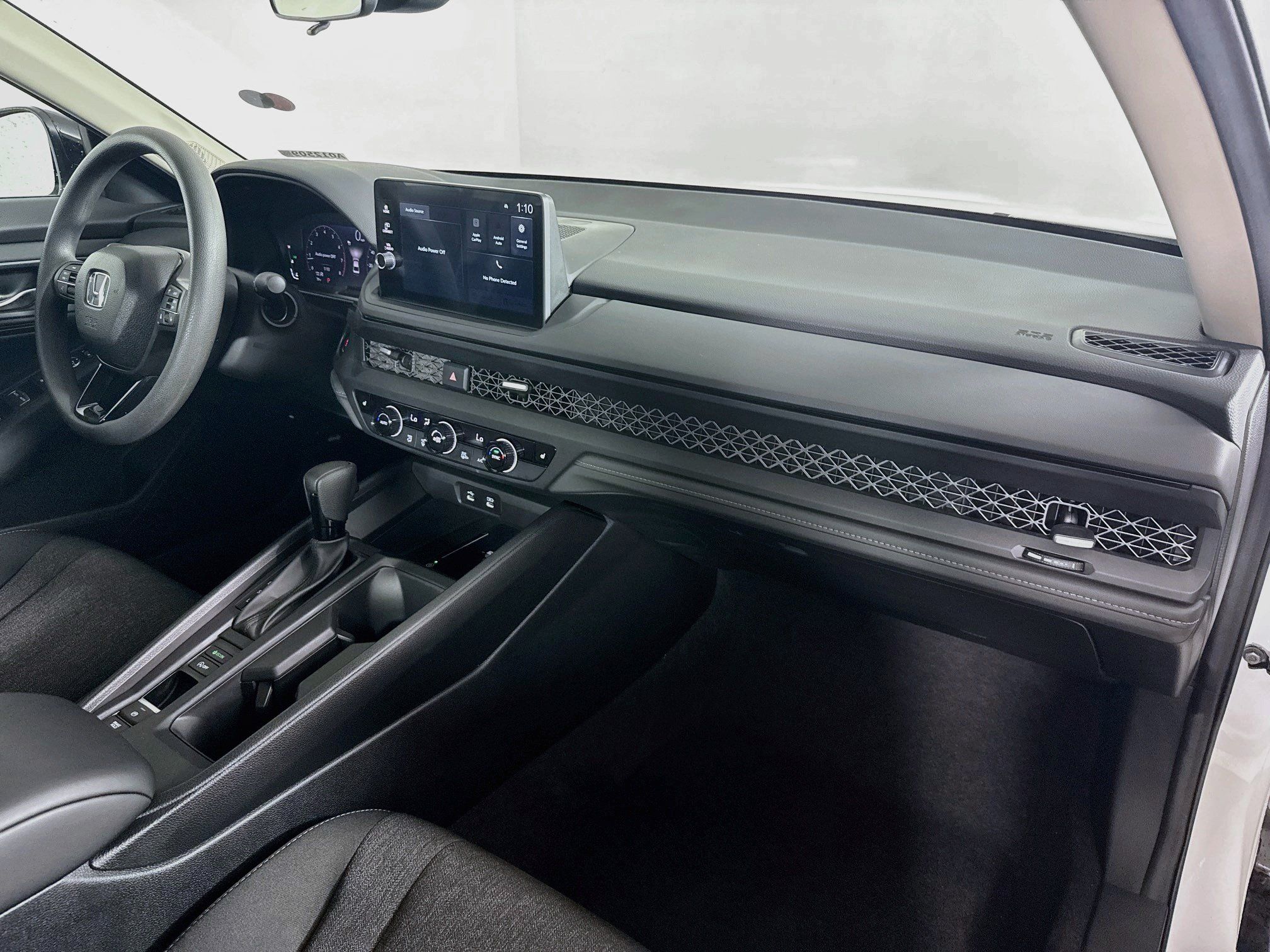 Certified 2026 Honda Accord SE image 36
