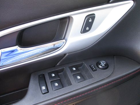 Used 2013 GMC Terrain SLT AWD/4WD image 25