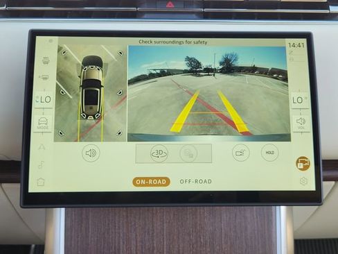 New 2026 Land Rover Range Rover SE image 13