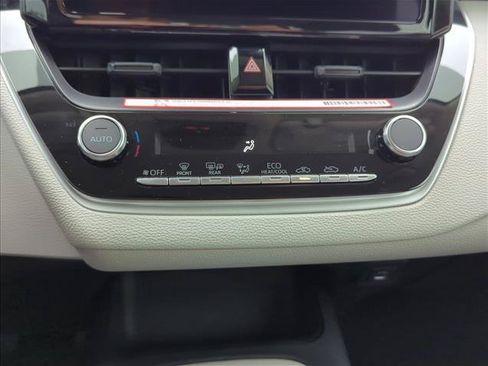 Used 2026 Toyota Corolla LE FWD image 22