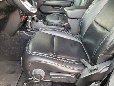 Used 2021 Jeep Wrangler Unlimited Rubicon 4xe w/ Steel Bumper Group image 17