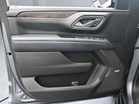 Used 2022 Chevrolet Tahoe LT w/ LT Signature Plus Package image 27