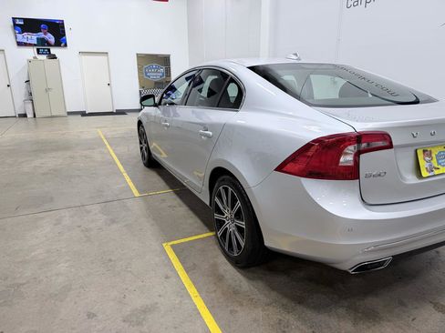 Used 2018 Volvo S60 T5 Inscription FWD image 22