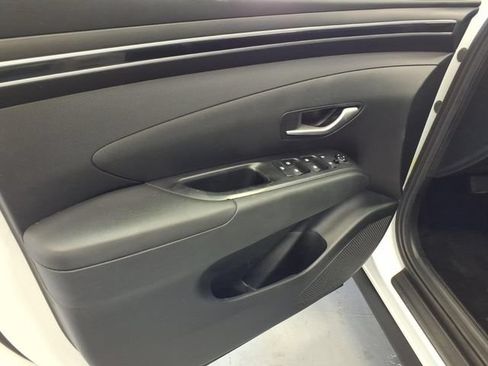 Used 2022 Hyundai Tucson SEL FWD image 11
