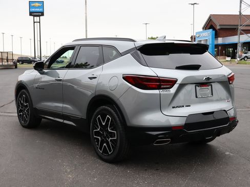 Used 2023 Chevrolet Blazer RS w/ Driver Confidence II Package AWD/4WD image 7