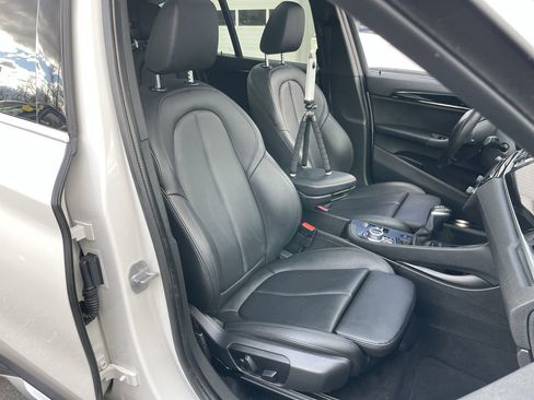 Used 2019 BMW X1 xDrive28i w/ Convenience Package image 41