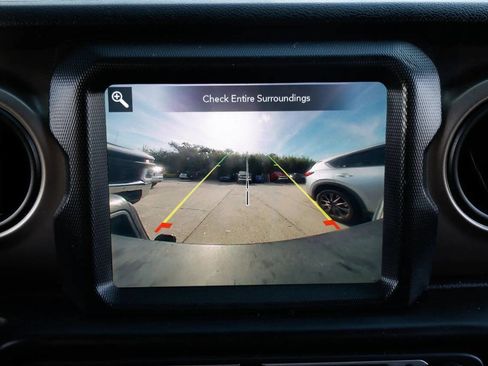 Used 2020 Jeep Gladiator Sport w/ Quick Order Package 24S image 21