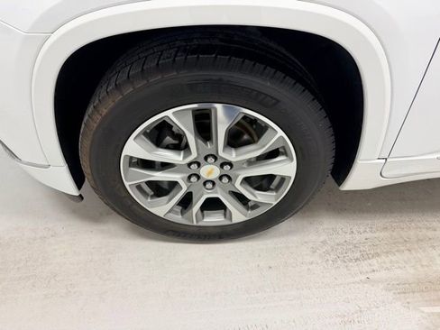 Certified 2019 Chevrolet Traverse Premier w/ LPO, Floor Liner Package image 20