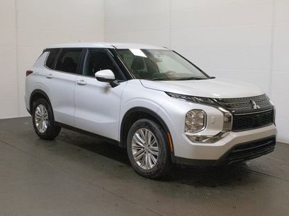 Used 2024 Mitsubishi Outlander ES