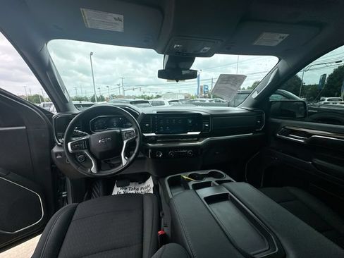 Used 2023 Chevrolet Silverado 1500 LT Trail Boss w/ Protection Package AWD/4WD image 23