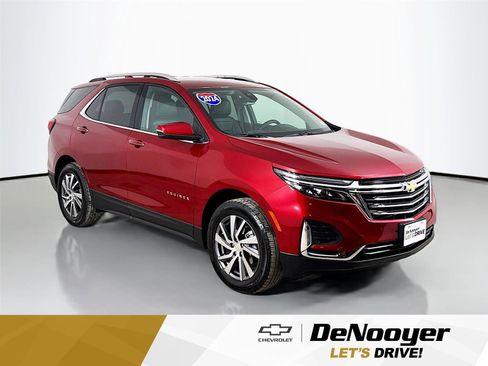 Used 2024 Chevrolet Equinox Premier image 1