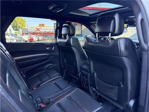 Used 2018 Dodge Durango R/T w/ Technology Group image 31