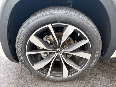 New 2026 Volkswagen Atlas SEL Premium R-Line AWD/4WD image 31