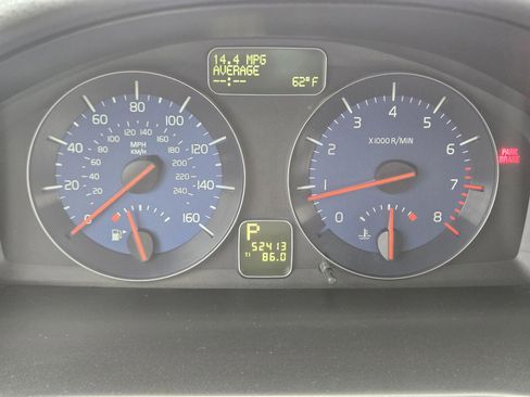 Used 2011 Volvo C30 T5 R-Design image 27