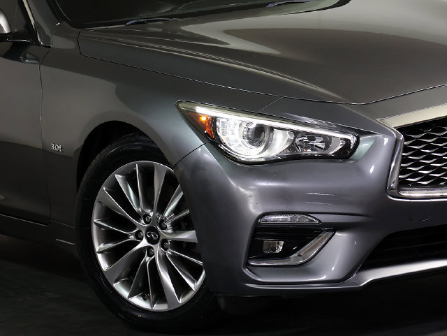 Used 2018 INFINITI Q50 Luxe AWD/4WD image 8