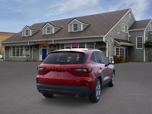 Used 2025 Ford Escape ST-Line w/ Equipment Group 301A image 8