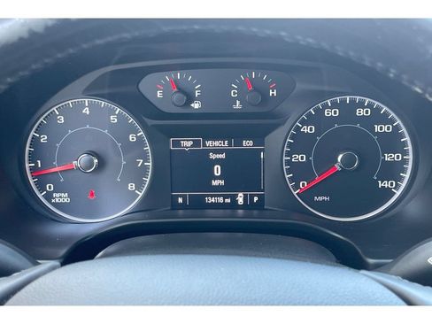 Used 2017 GMC Acadia SLE w/ Driver Alert Package I AWD/4WD image 38