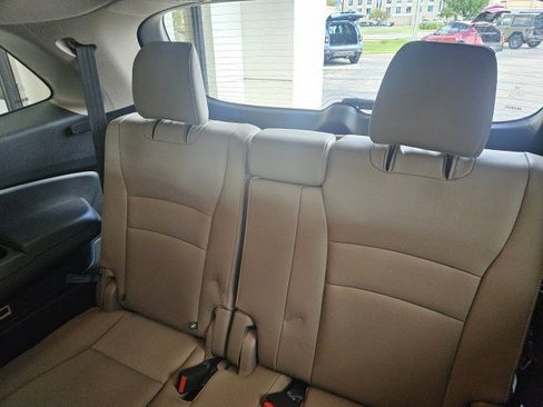 Used 2021 Honda Pilot EX-L image 10
