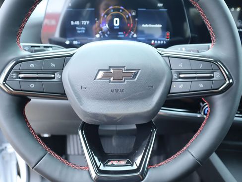 New 2026 Chevrolet Equinox RS w/ Convenience Package III FWD image 3