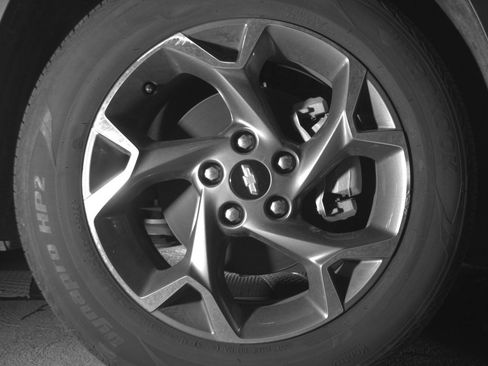 Used 2025 Chevrolet Trax LT w/ LT Convenience Package FWD image 13
