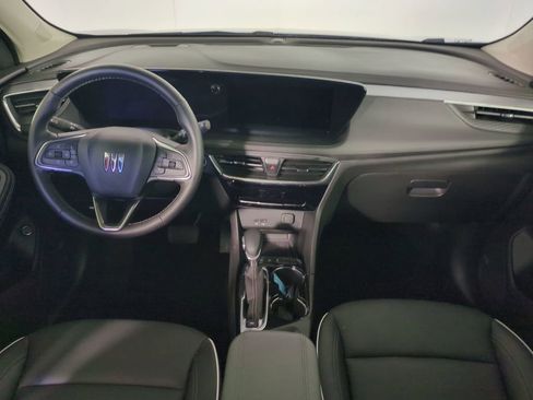 Used 2025 Buick Encore GX Avenir w/ Avenir Technology Package image 17