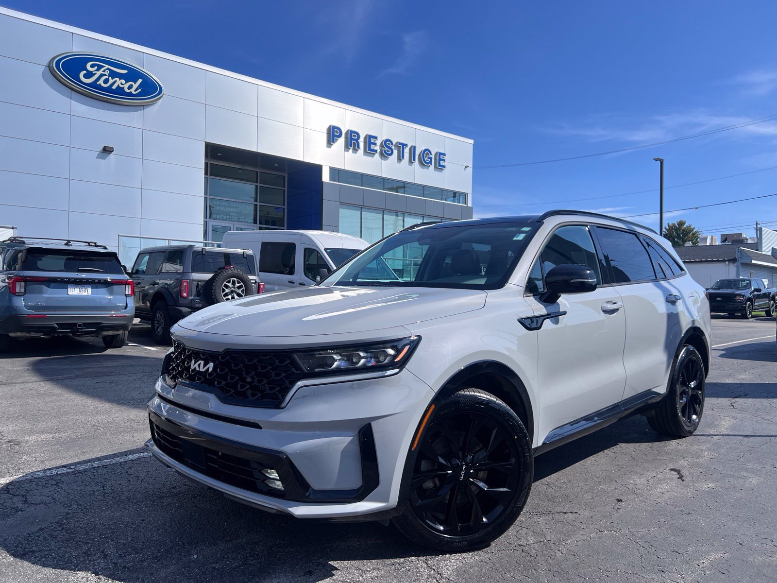 Used 2023 Kia Sorento SX FWD image 1
