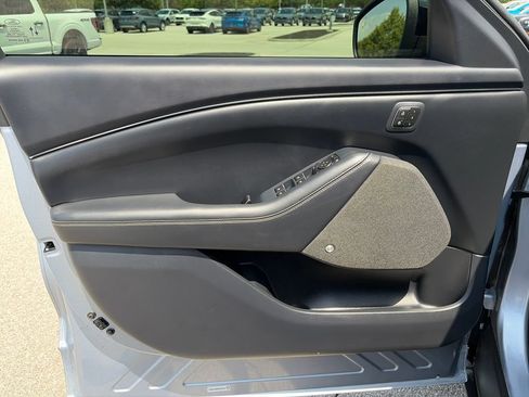 Used 2022 Ford Mustang Mach-E Premium RWD image 13