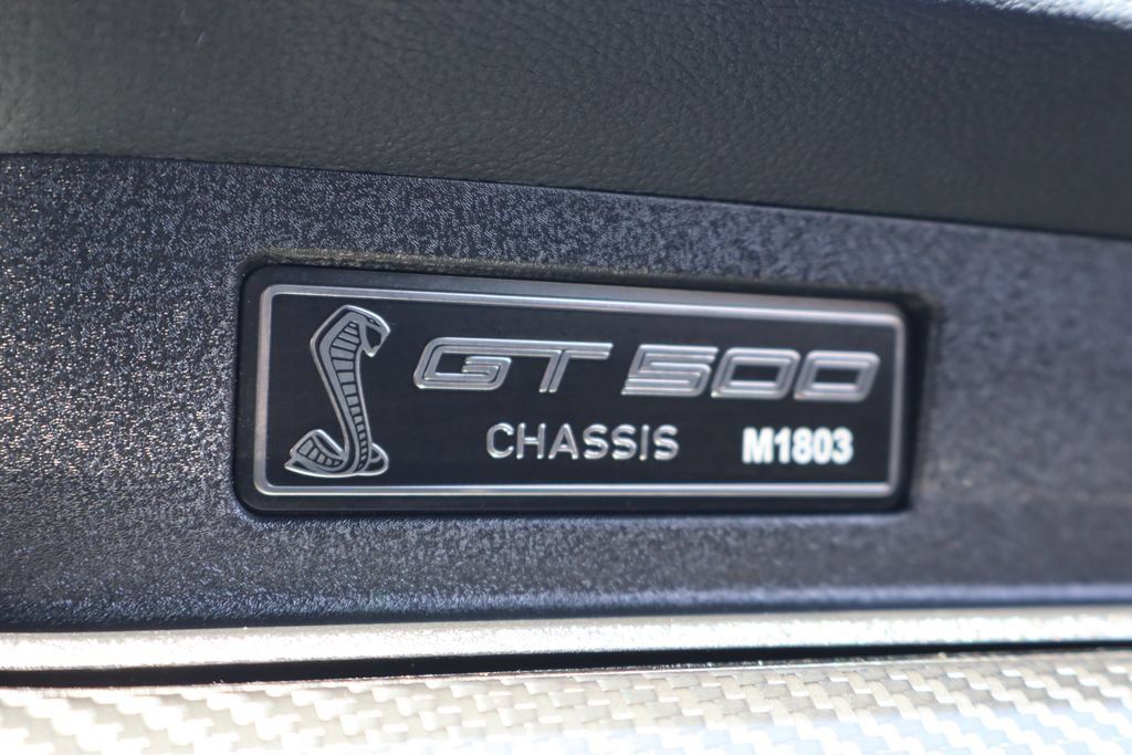 Used 2021 Ford Mustang Shelby GT500 w/ Carbon Fiber Track Pack RWD image 15