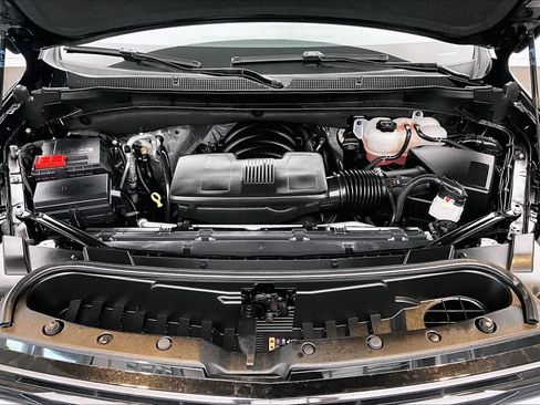 Used 2025 Chevrolet Tahoe LS RWD image 28