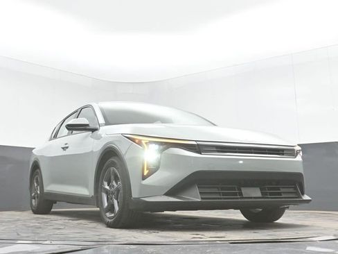 Used 2025 Kia K4 FWD image 39