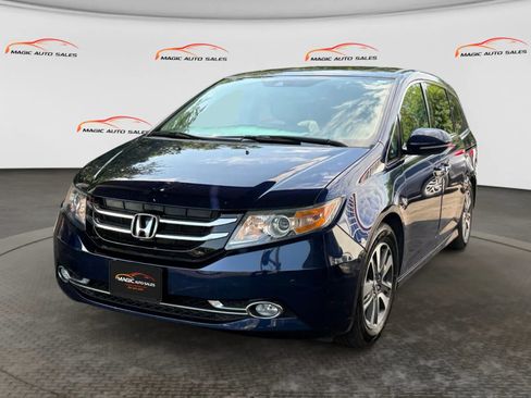 Used 2016 Honda Odyssey Touring Elite image 1