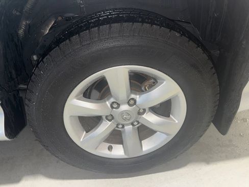 Used 2019 Lexus GX 460 w/ Navigation Package AWD/4WD image 9