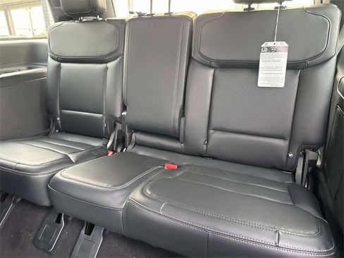 New 2025 Ford Expedition Platinum w/ Stealth Performance Package image 18