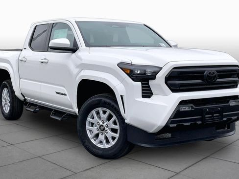 New 2026 Toyota Tacoma SR5 AWD/4WD image 2