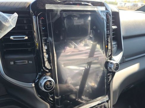 New 2026 RAM 2500 Big Horn AWD/4WD image 18