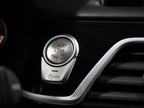 Used 2017 BMW M760i xDrive image 71