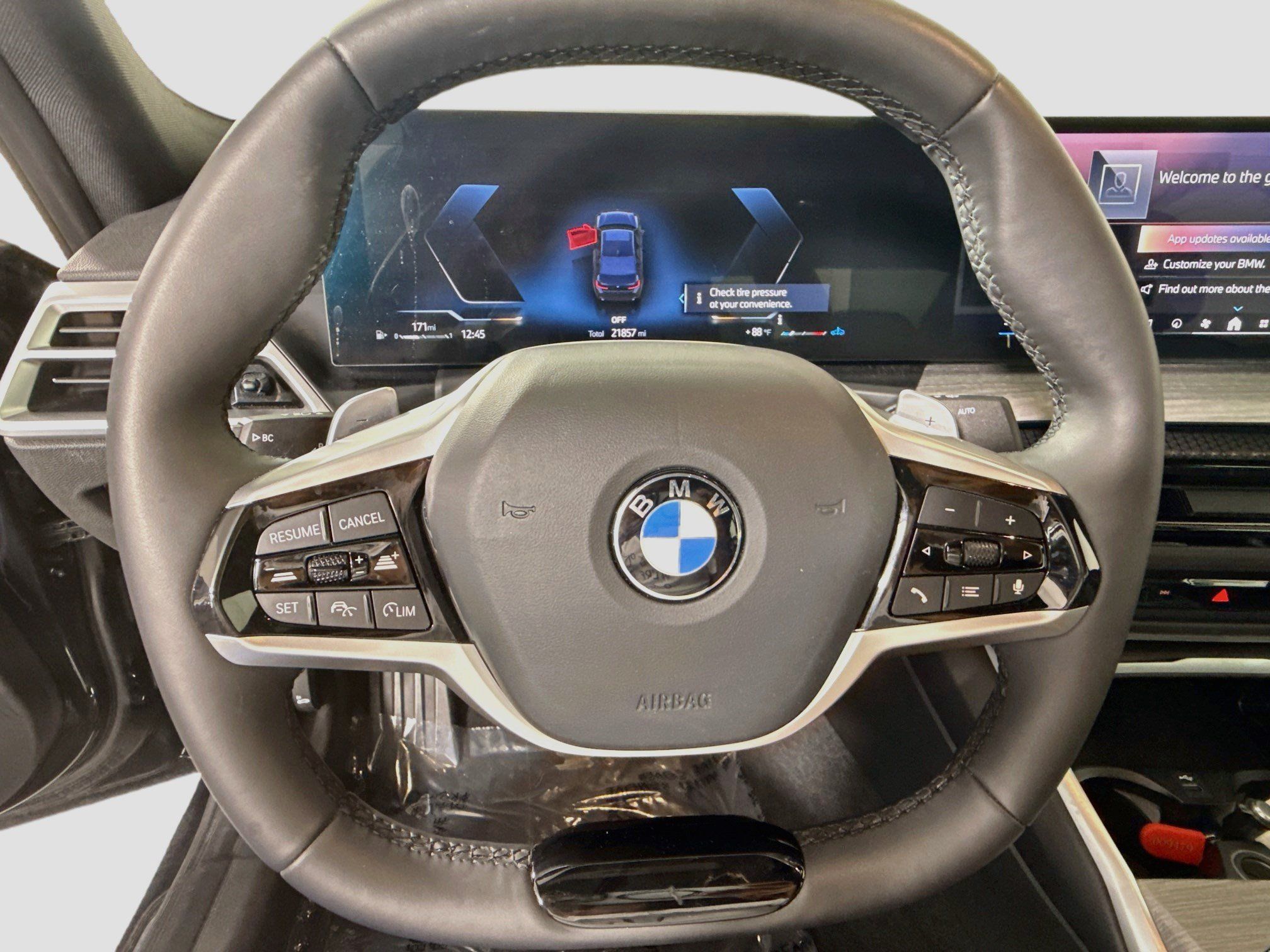 Used 2026 BMW 330i xDrive Sedan AWD/4WD image 13