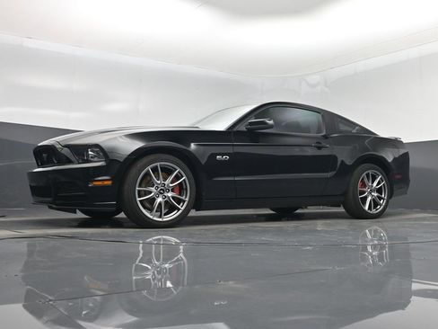 Used 2013 Ford Mustang GT Premium w/ GT Track Pkg image 33