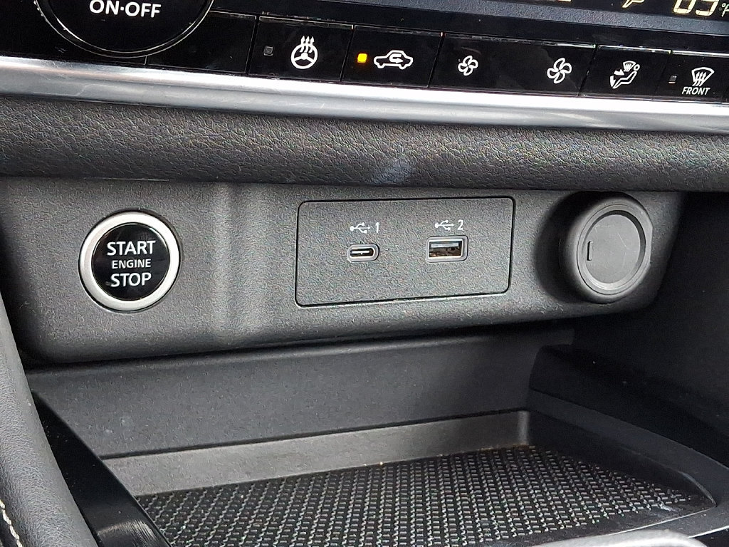 Used 2023 Nissan Rogue SL AWD/4WD image 26