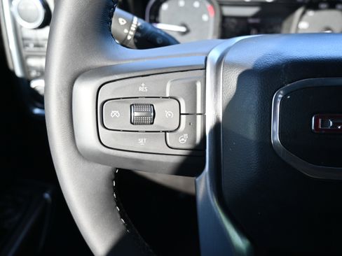 Used 2021 GMC Sierra 3500 SLT w/ SLT Convenience Package image 20