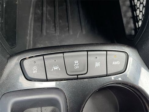 Certified 2022 Chevrolet TrailBlazer LT w/ Convenience Package image 18