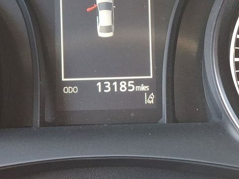 Used 2022 Toyota Camry SE image 19