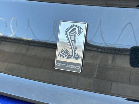 Used 2016 Ford Mustang Shelby GT350 w/ Technology Package RWD image 7