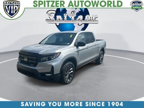 Used 2024 Honda Ridgeline Sport image 4