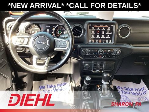 Used 2021 Jeep Gladiator Overland AWD/4WD image 29