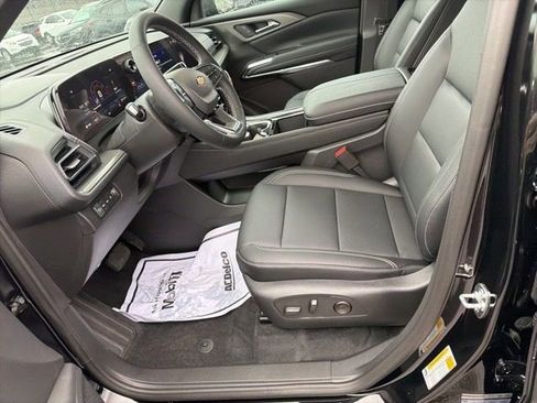 New 2026 Chevrolet Traverse LT w/ Sun and Wheel Package image 12