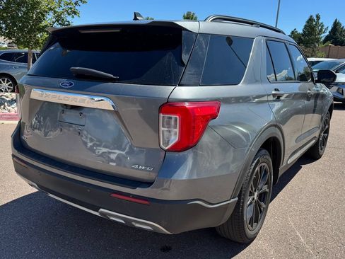 Used 2022 Ford Explorer XLT AWD/4WD image 6