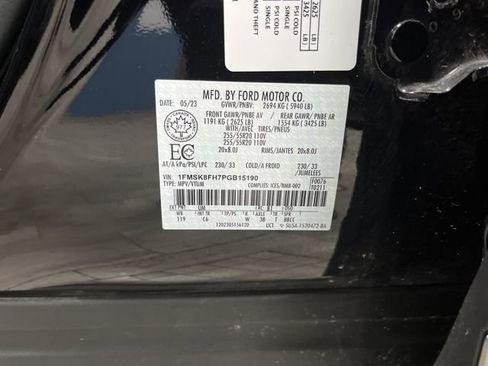 Used 2023 Ford Explorer Limited image 41