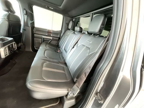 Used 2017 Ford F150 Platinum w/ Equipment Group 701A Luxury AWD/4WD image 23